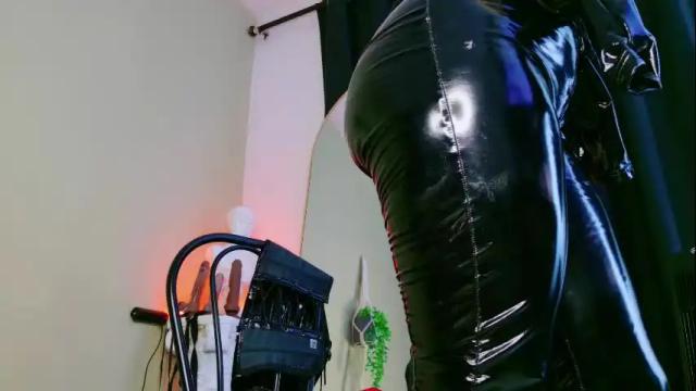 Image 7 of rosedelic Stream on Chaturbate on 10 days ago