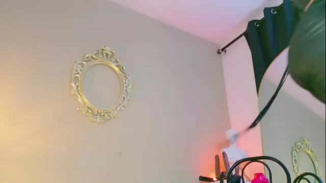 Image 2 of rosedelic Stream on Chaturbate on 1 month ago