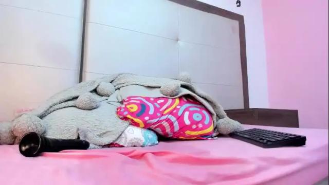 Image 11 of rosee_connor Stream on Chaturbate on 1 month ago