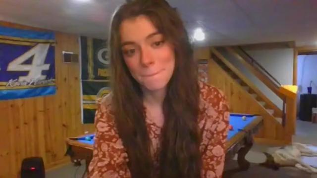 Image 2 of rosegold18 Stream on Chaturbate on 12 months ago