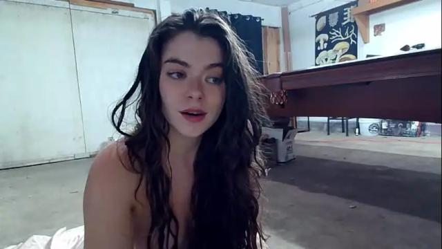 Image 8 of rosegold18 Stream on Chaturbate on 1 month ago
