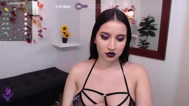 Image 6 of rosehill9 Stream on Chaturbate on 19 months ago