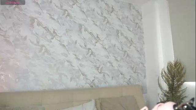 Image 10 of roselinedior Stream on Chaturbate on 1 month ago