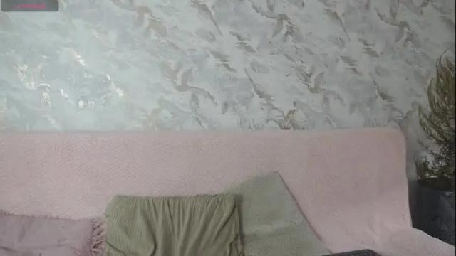 Image 3 of roselinedior Stream on Chaturbate on 1 month ago