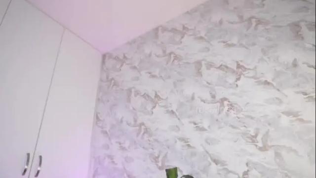 Image 10 of roselinedior Stream on Chaturbate on 1 month ago