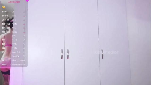 Image 10 of roselinedior Stream on Chaturbate on 24 days ago