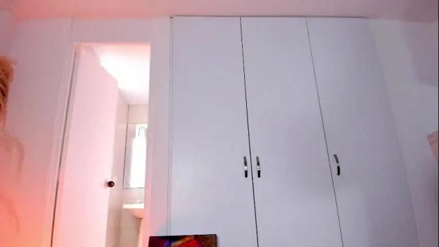 Image 10 of roselinedior Stream on Chaturbate on 1 month ago