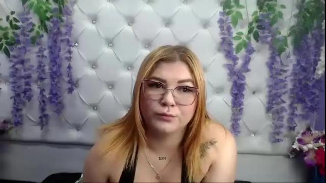 Image 4 of roselyn_arnold Stream on Chaturbate on 1 month ago