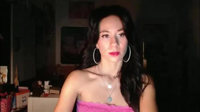 Image 12 of roselynsun Stream on Chaturbate on 2 months ago