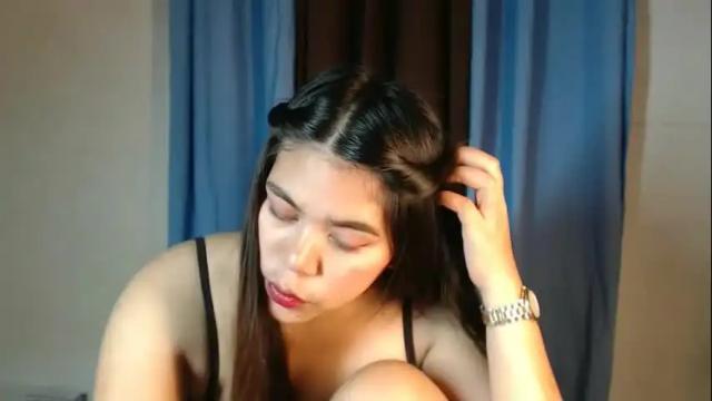 Image 6 of rosemarie_pinay Stream on Chaturbate on 1 month ago