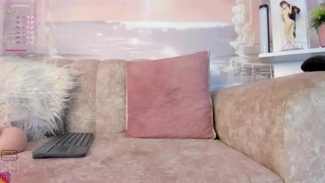 Image 8 of rosemary_rain Stream on Chaturbate on 16 months ago