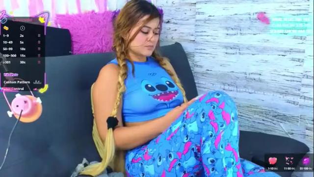 Image 7 of rosemiller01 Stream on Chaturbate on 1 month ago