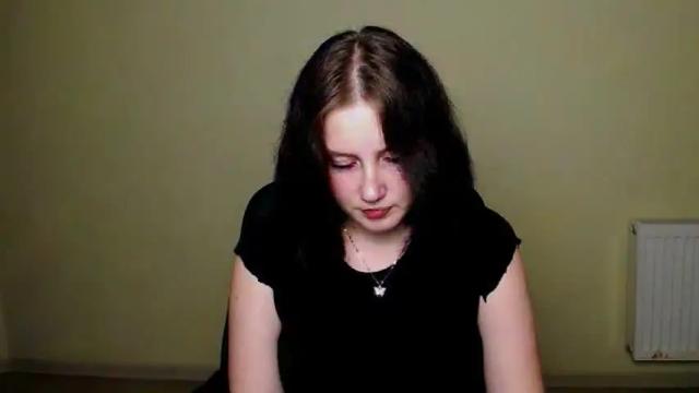 Image 4 of roseroseblack Stream on Chaturbate on 19 months ago