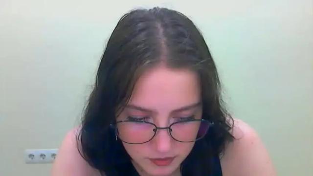Image 8 of roseroseblack Stream on Chaturbate on 19 months ago