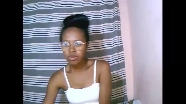 Image 3 of rosesexy30 Stream on Chaturbate on 21 months ago