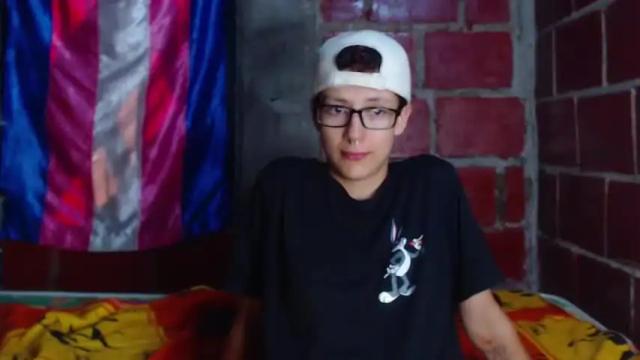 Image 4 of rosewood_moon Stream on Chaturbate on 15 months ago