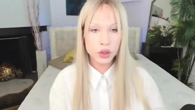 Image 12 of roshel_ Stream on Chaturbate on 21 months ago