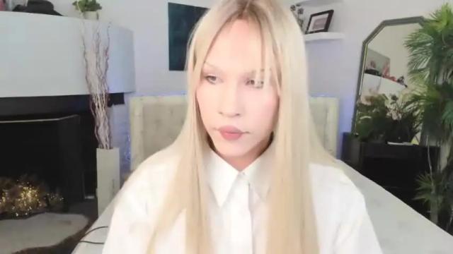 Image 2 of roshel_ Stream on Chaturbate on 21 months ago