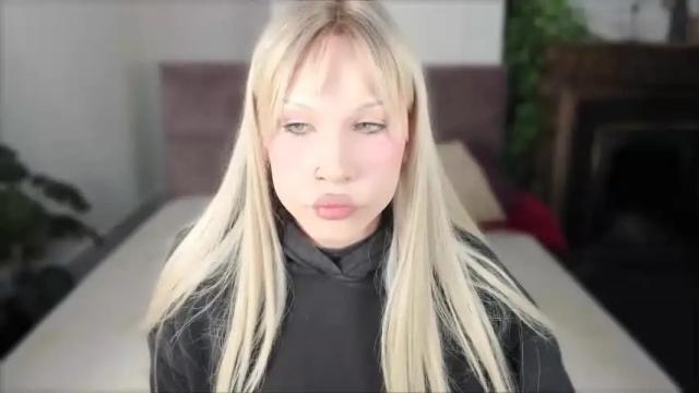 Image 10 of roshel_ Stream on Chaturbate on 21 months ago