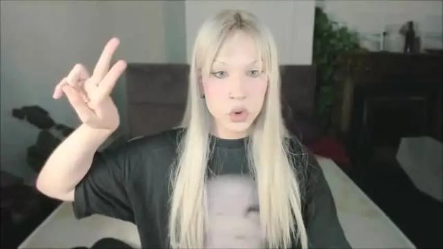 Image 11 of roshel_ Stream on Chaturbate on 21 months ago