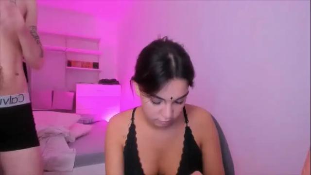 Image 4 of roshelle_xxx Stream on Chaturbate on 1 month ago