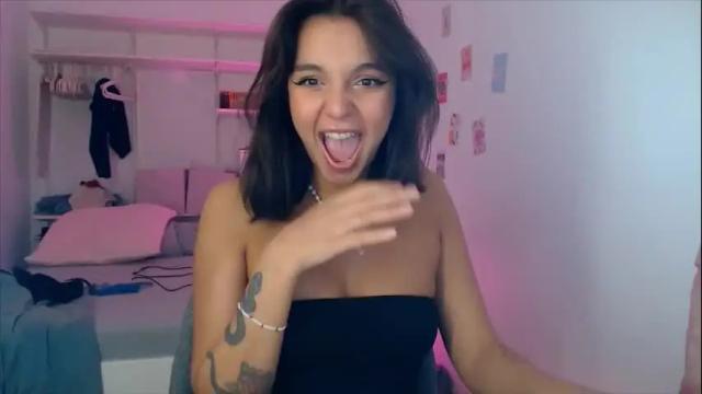Image 8 of roshelle_xxx Stream on Chaturbate on 24 days ago