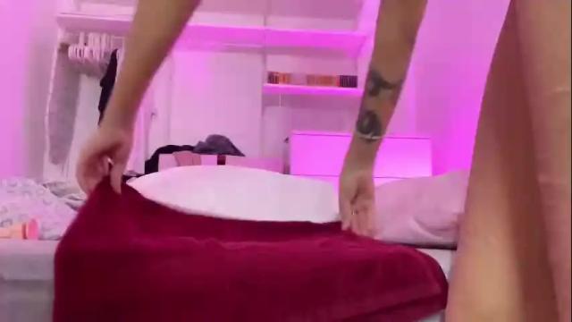 Image 11 of roshelle_xxx Stream on Chaturbate on 4 months ago