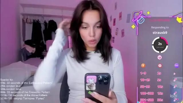 Image 2 of roshelle_xxx Stream on Chaturbate on 2 months ago