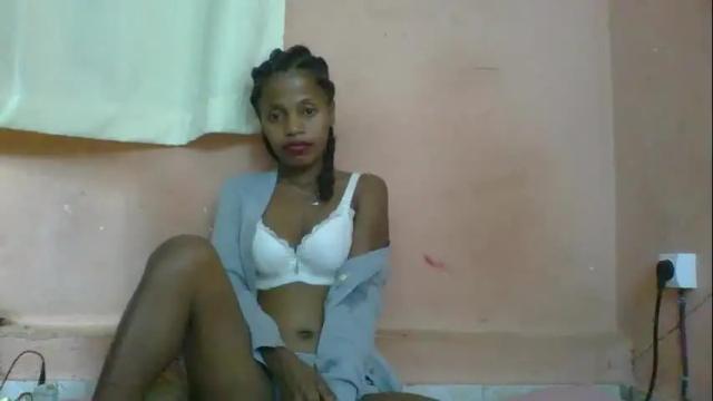 Image 2 of rosiahot1 Stream on Chaturbate on 1 month ago