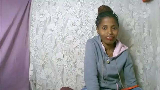 Image 3 of rosiahot1 Stream on Chaturbate on 2 months ago