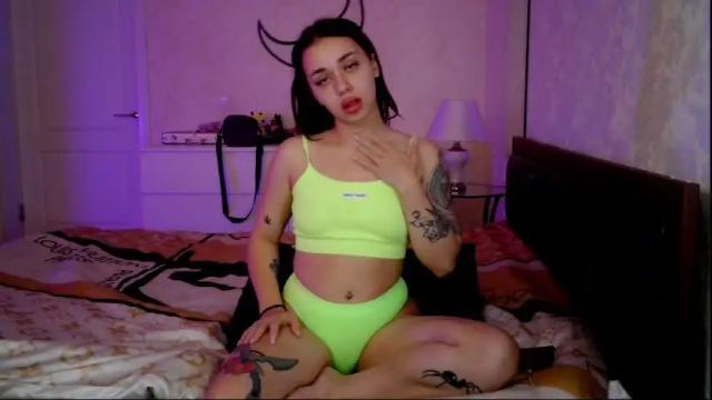 Image 11 of rosie_dixon Stream on Chaturbate on 22 months ago