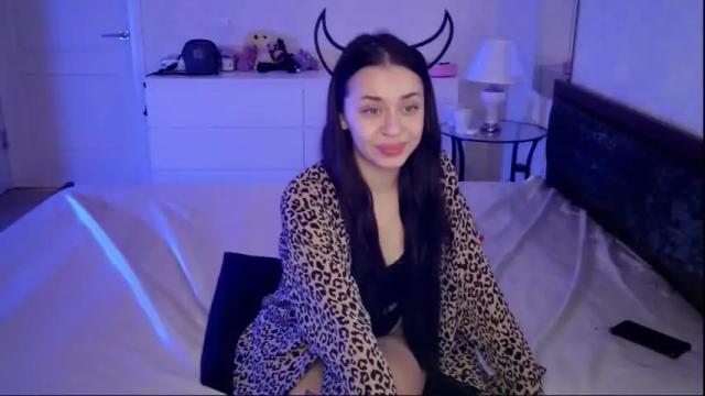 Image 3 of rosie_dixon Stream on Chaturbate on 22 months ago
