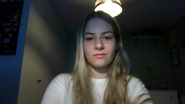 Image 2 of rosie_june Stream on Chaturbate on 1 month ago