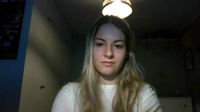 Image 7 of rosie_june Stream on Chaturbate on 1 month ago