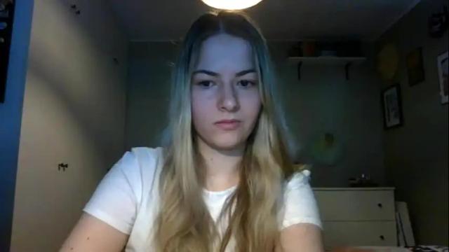 Image 8 of rosie_june Stream on Chaturbate on 27 days ago