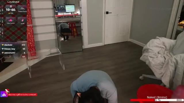 Image 10 of rosiebones Stream on Chaturbate on 1 month ago