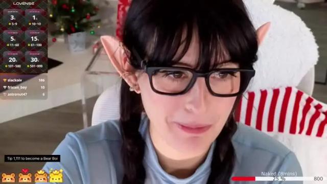 Image 8 of rosiebones Stream on Chaturbate on 1 month ago