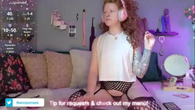 Image 2 of rosiestrawberry Stream on Chaturbate on 1 month ago