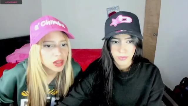 Image 2 of rosietaylor1 Stream on Chaturbate on 13 months ago