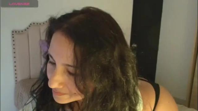 Image 3 of ross_bakerhot Stream on Chaturbate on 29 days ago