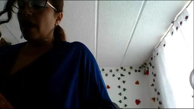 Image 3 of rossanalionheart Stream on Chaturbate on 7 days ago