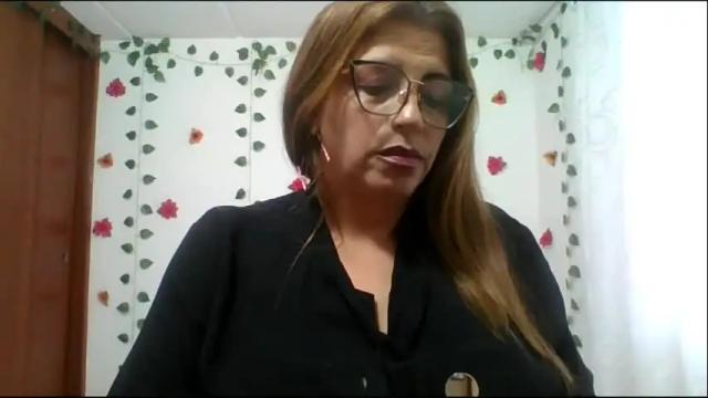 Image 11 of rossanalionheart Stream on Chaturbate on 1 month ago