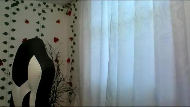 Image 12 of rossanalionheart Stream on Chaturbate on 1 month ago