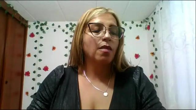 Thumbnail 2, rossanalionheart's Stream at Chaturbate, 1 month ago