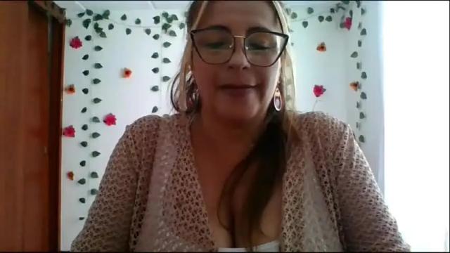 Image 6 of rossanalionheart Stream on Chaturbate on 8 days ago