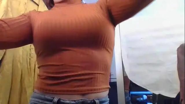 Image 2 of rosse_182 Stream on Chaturbate on 27 days ago