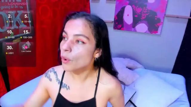Image 2 of rosse_25 Stream on Chaturbate on 12 months ago