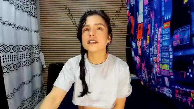 Image 12 of rosse_25 Stream on Chaturbate on 1 month ago