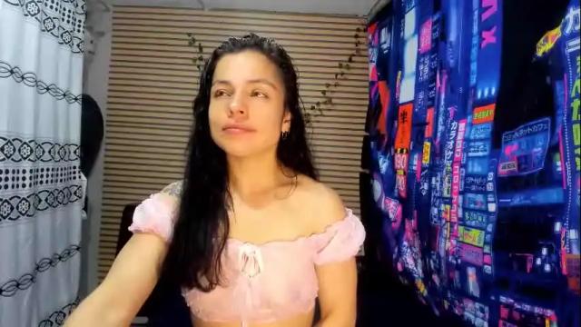 Image 7 of rosse_25 Stream on Chaturbate on 1 month ago
