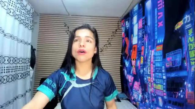 Image 3 of rosse_25 Stream on Chaturbate on 28 days ago